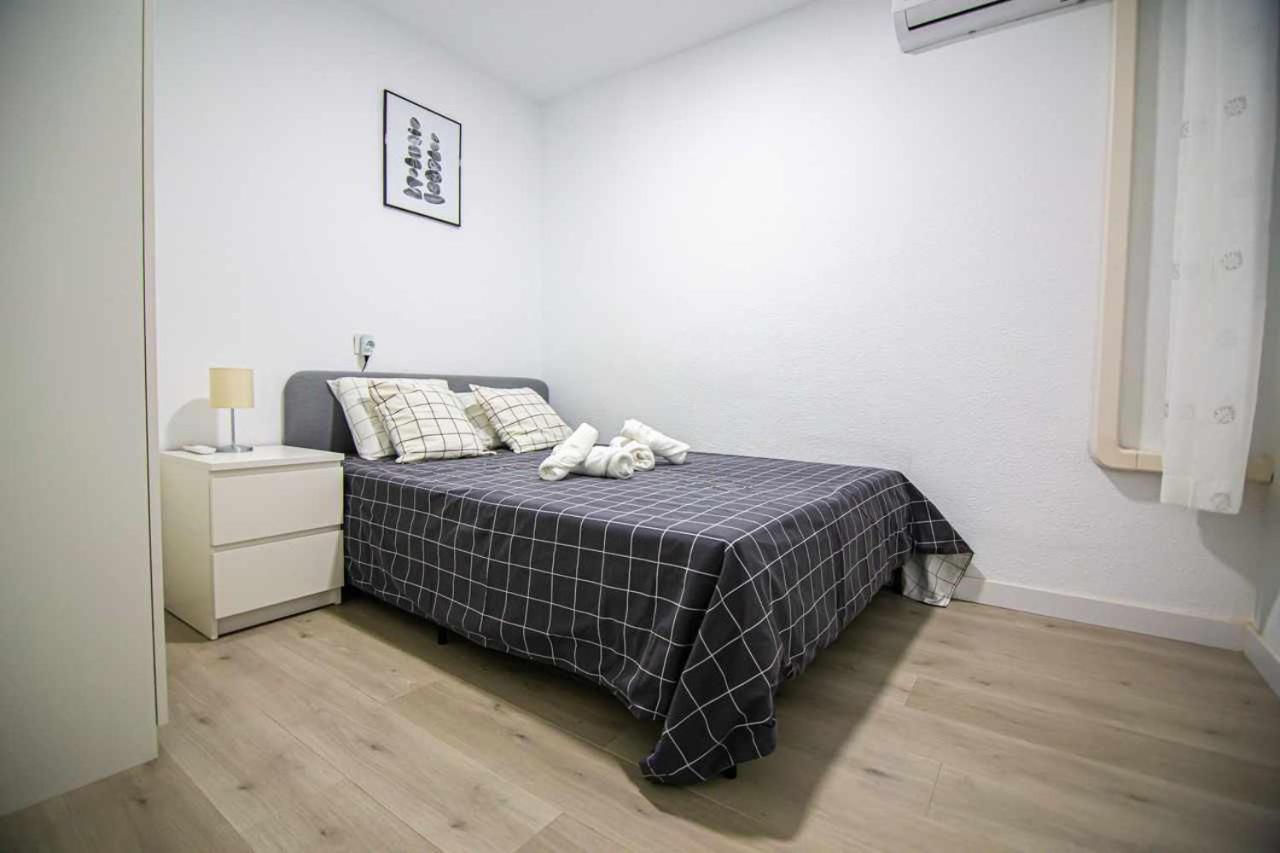 Apartamento Heroes De Sostoa Malaga Zewnętrze zdjęcie